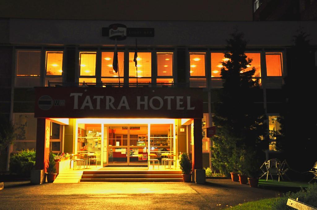 Tatra Hotel Попрад Экстерьер фото